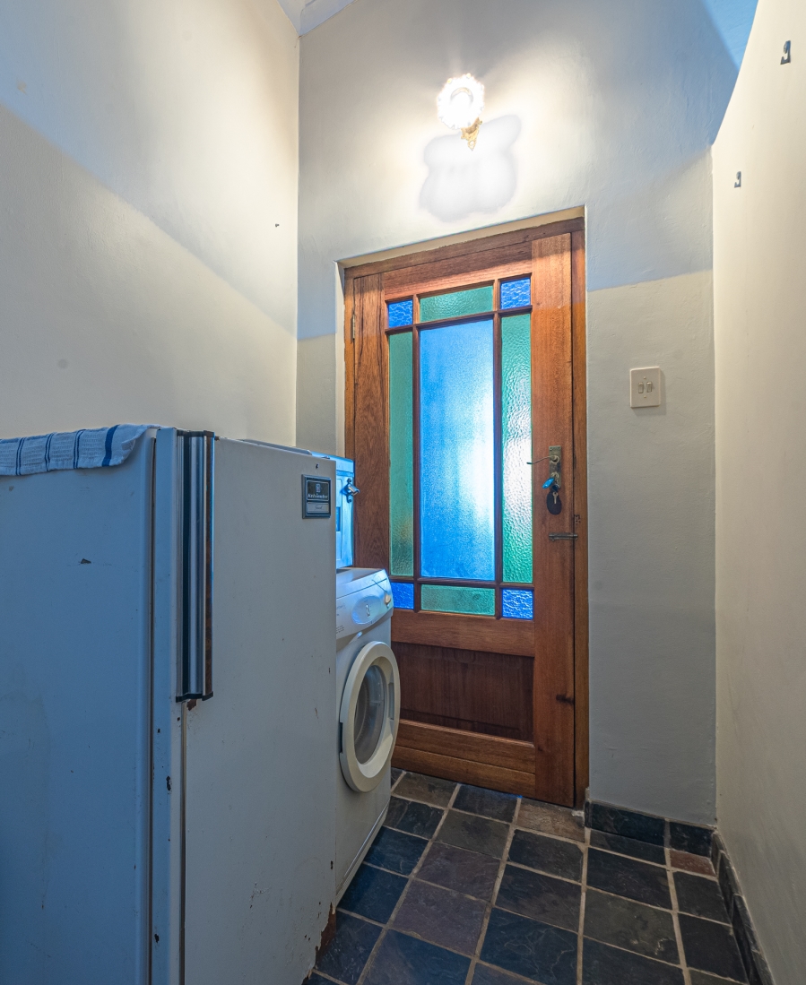 5 Bedroom Property for Sale in Fraaiuitsig Western Cape